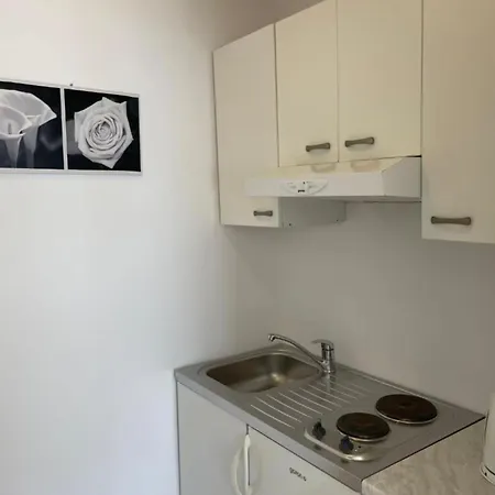 One Apartament *
